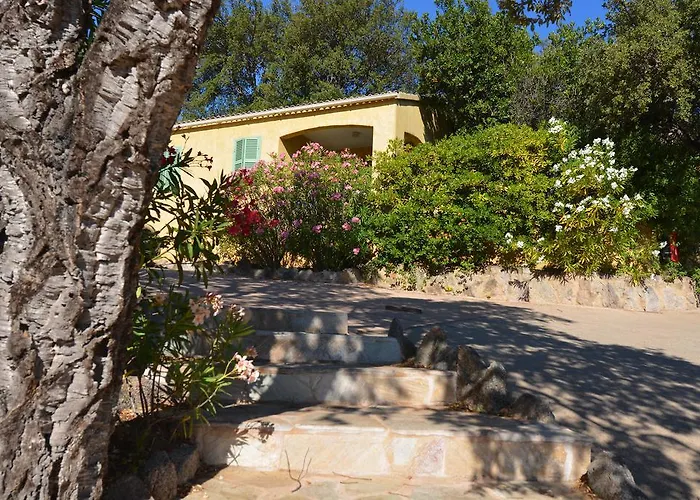 Résidence Chiar' Di Luna Sainte-Lucie de Porto-Vecchio