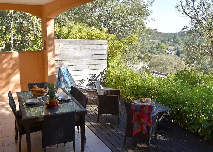 Résidence Chiar' Di Luna Sainte-Lucie de Porto-Vecchio