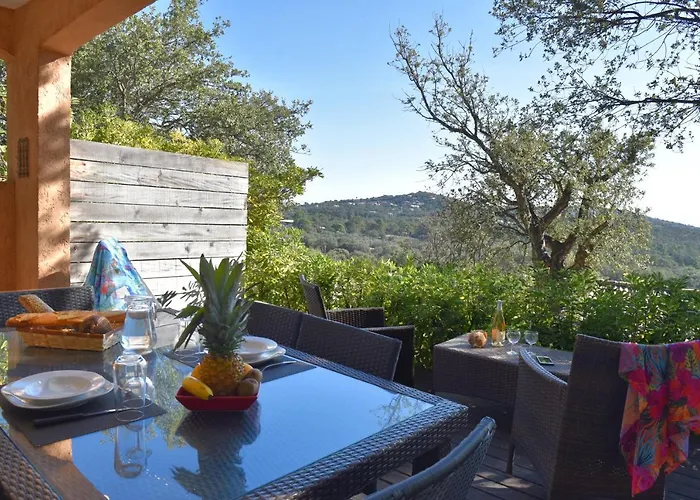 Résidence Chiar' Di Luna Hébergement de vacances Sainte-Lucie-de-Porto-Vecchio